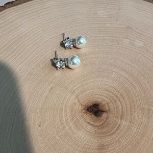 Elegant Silver and Pearl Stud Earrings